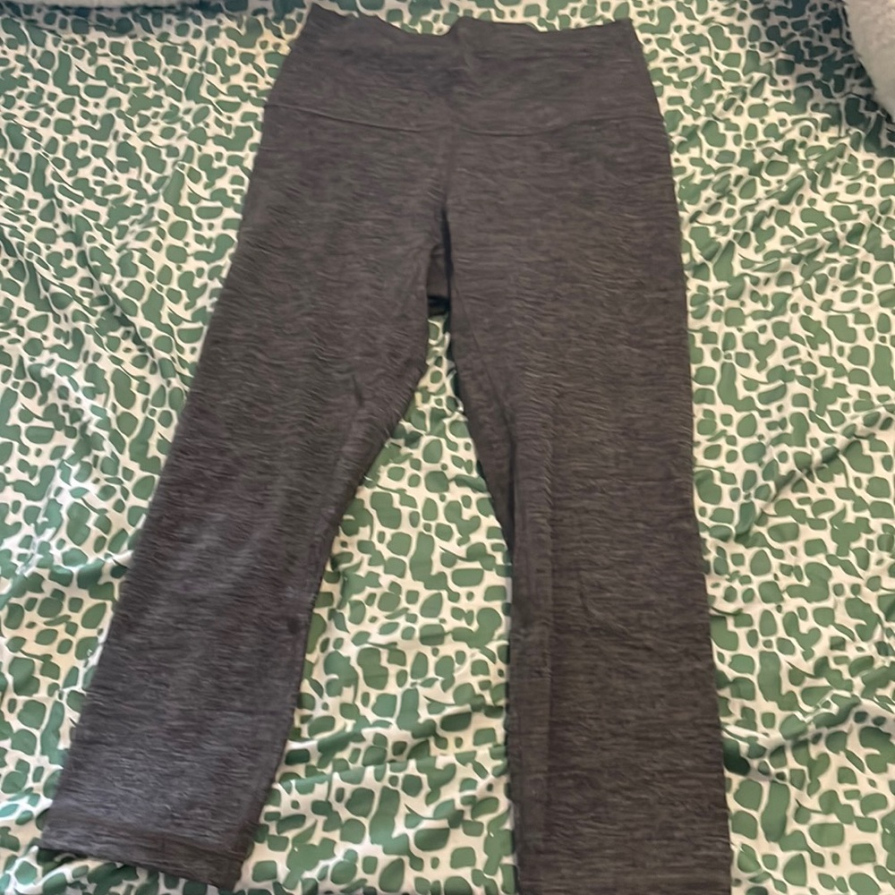lululemon align 23” crop leggings in heathered grey